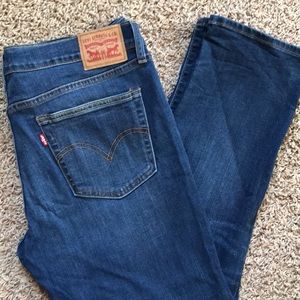 Women’s LEVI Capri Boyfriend Fit size 31